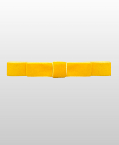 Confectionné en velours jaune, nœud minimaliste, délicatement formé.